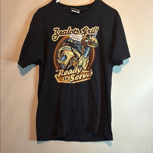 Black Short Sleeve Tee for Effortless Style - Picture 1 of 16